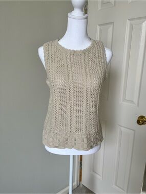 Sleeveless Knit Tank Top in Beige